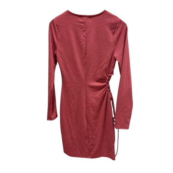 NWT Socialite Side Cut Out Knit Mini Dress in Burgundy Size Medium Clubwear - Picture 5 of 8